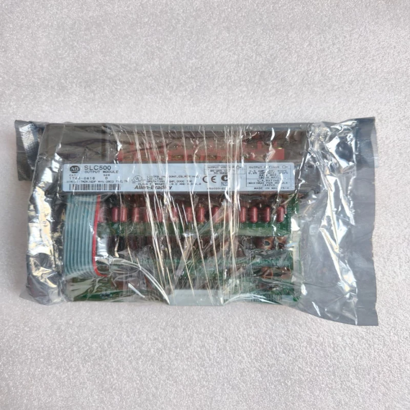 Allen-Bradley 1746-OB16 SLC 500 16-Point 24V DC Source Output Module thumbnail 7035